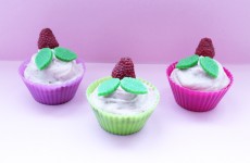 top_cupcake Hindbær cupcakes med hvid chokolade