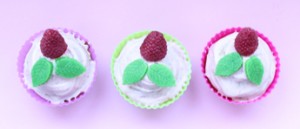 Hindbær cupcakes med hvid chokolade